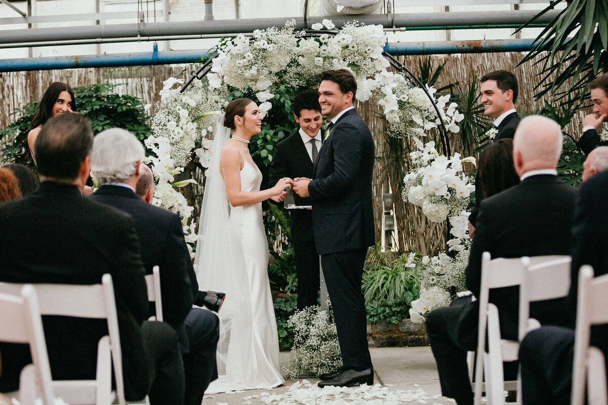 jaclyn-fisher-events-planning-chic-modern-greenhouse-wedding-in-philadelphia-128