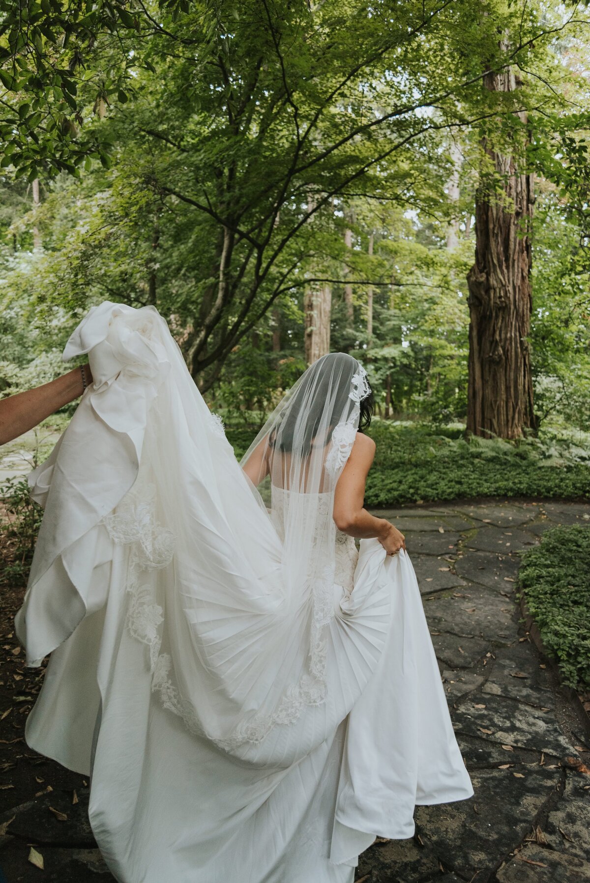 KATHLEEN-NICK-SUMMER-WEDDING-AT-BUTTERMILK-FALLS-INN-NY_PHOTOS_BY_MARIA_B_LUNG_0224