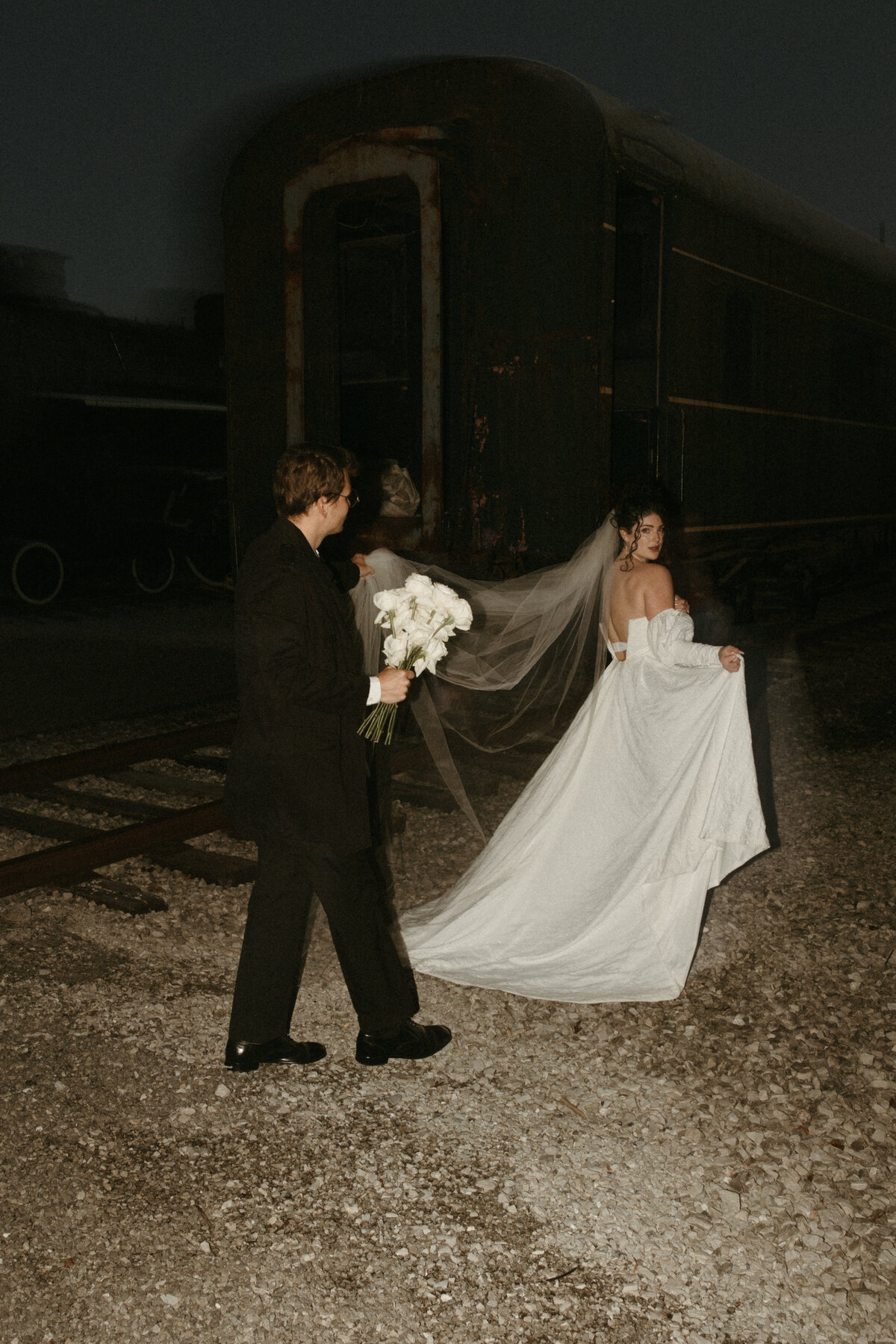 european-train-runaway-bride-elopement-rome-italy-romantic-film-192