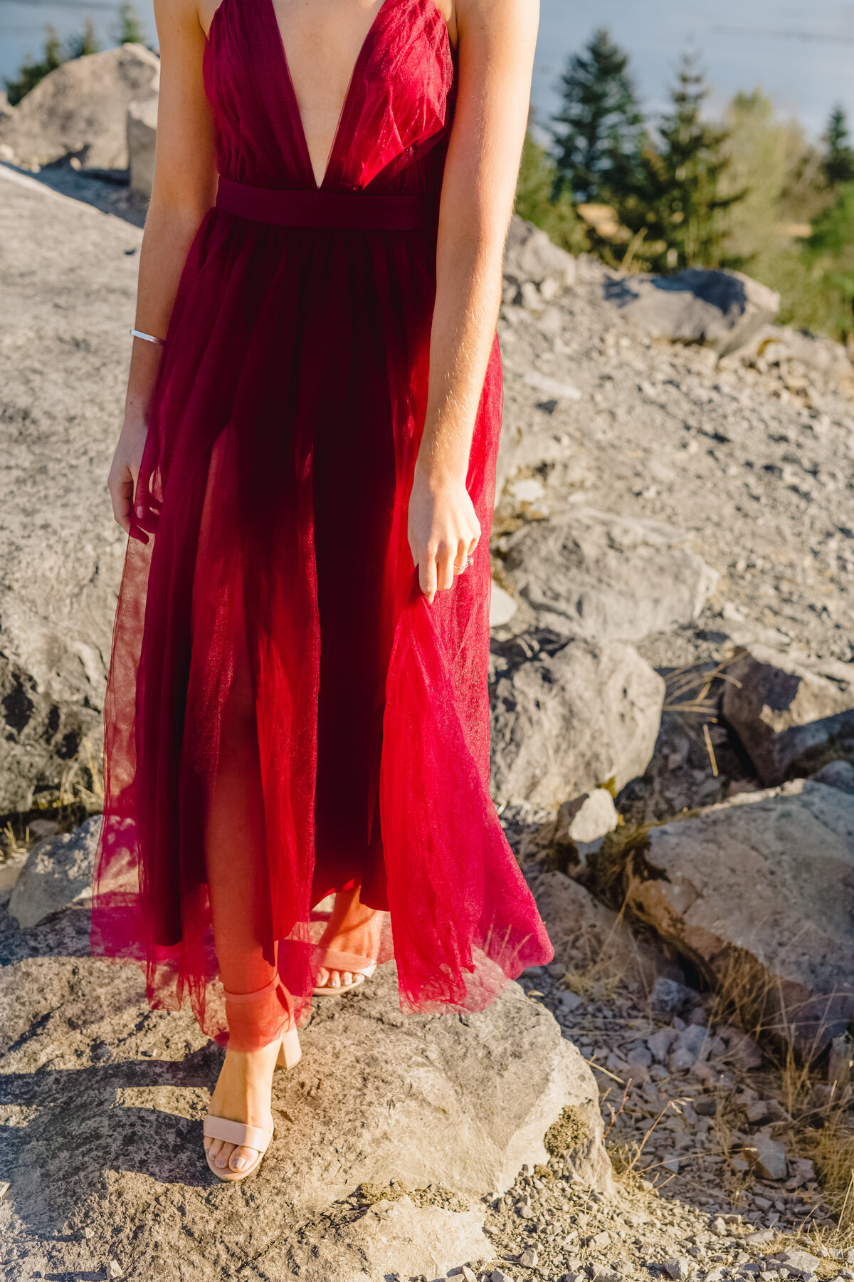 Columbia River Gorge Engagement Session-Hood River Photographers-Something Minted Photography-33