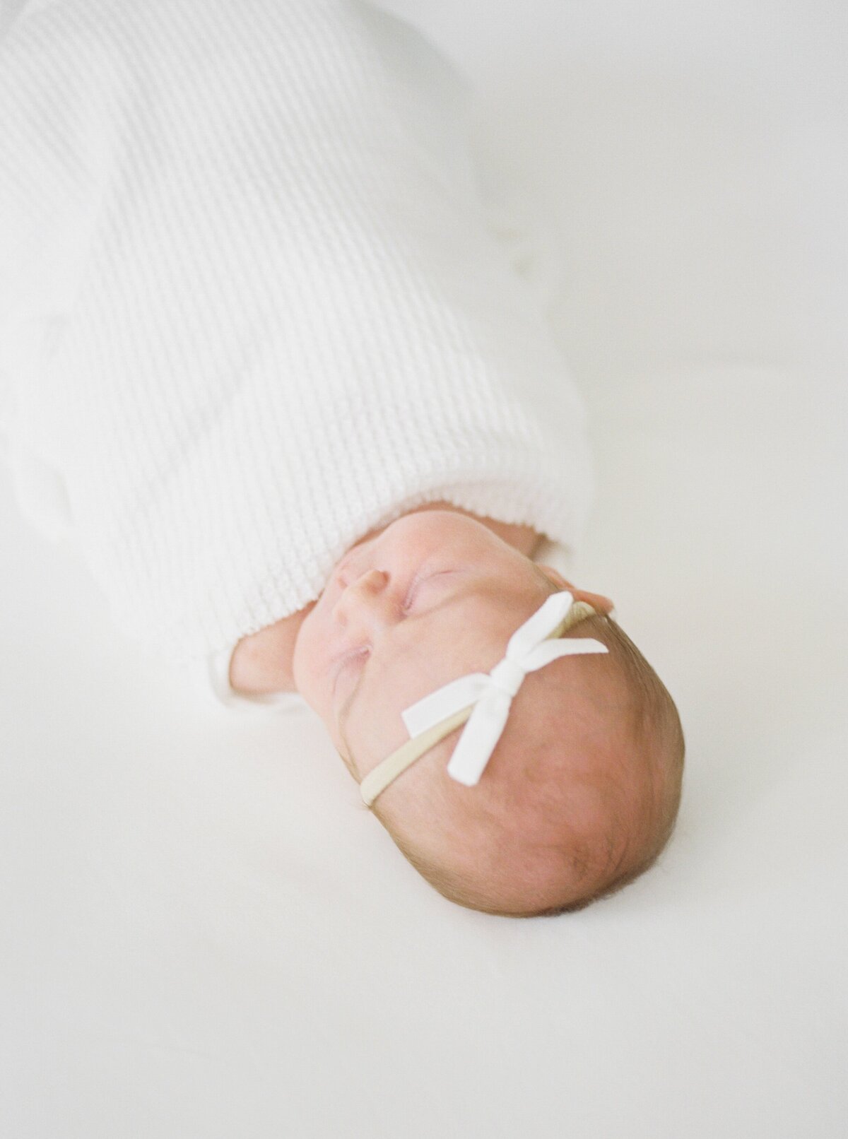 best-northern-virginia-newborn-photographer-studio-photo8