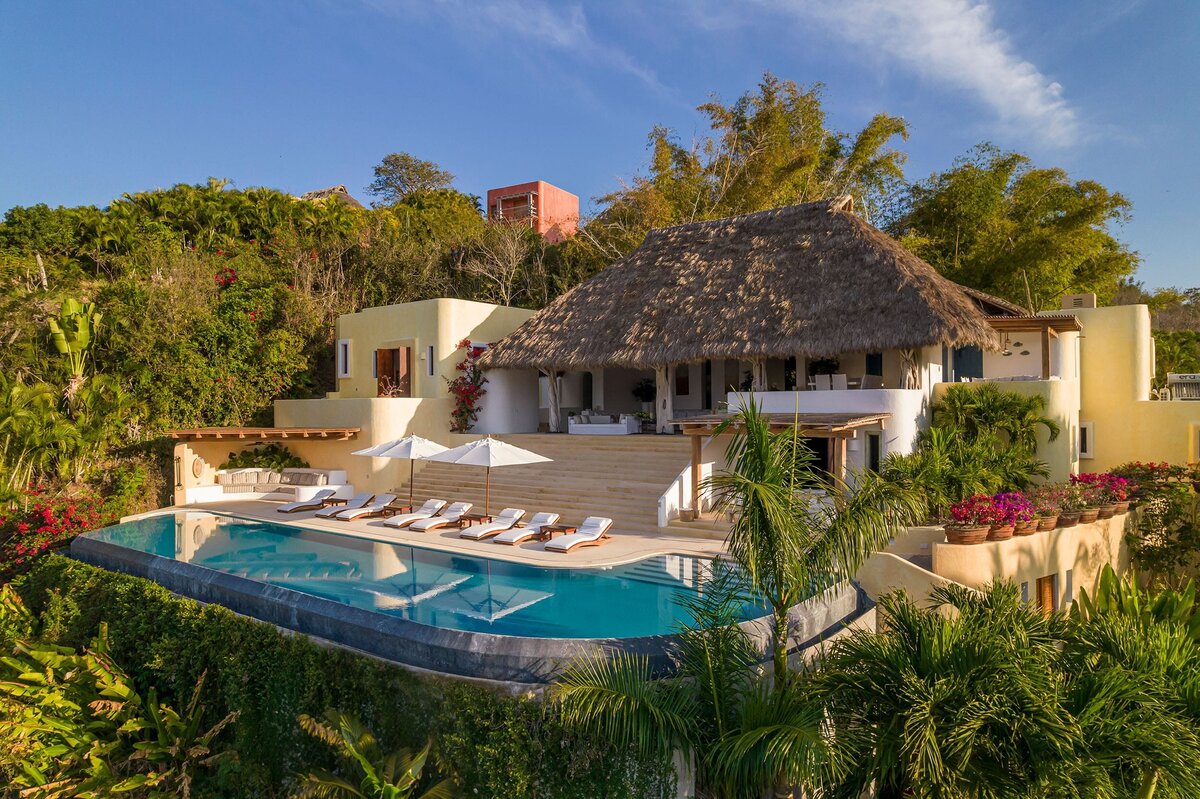 00-2-Careyes-Mexico-Properties-Villas-Casa-Selva-220405_8611