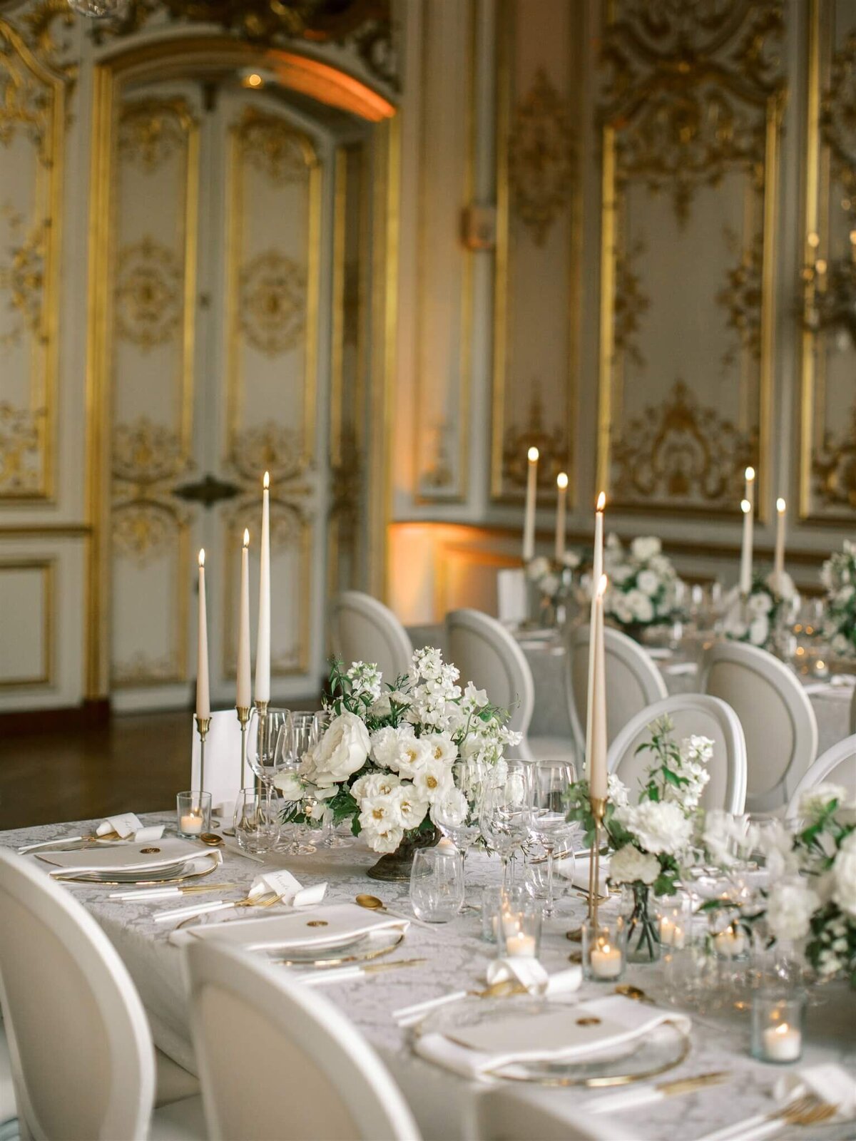DianeSoteroPhotography_Wedding_StJamesHotel_HotelLeMarois_Paris_France_440