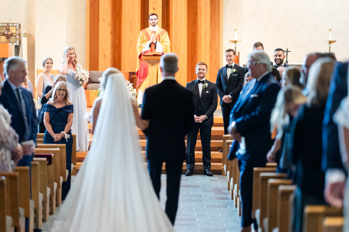 Grand Rapids Wedding Photographer JW Marriott570