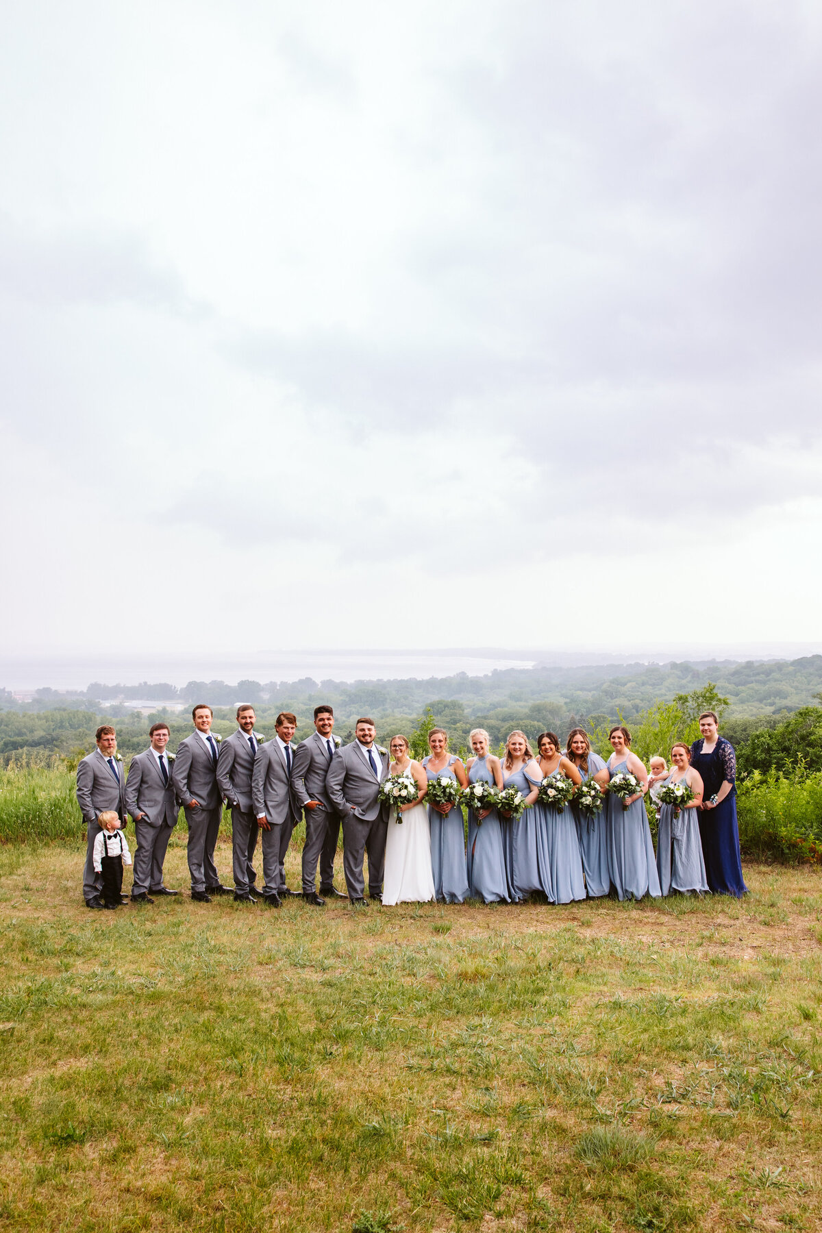 Minnesota-Alyssa Ashley Photography-Emily + Spencer wedding-15