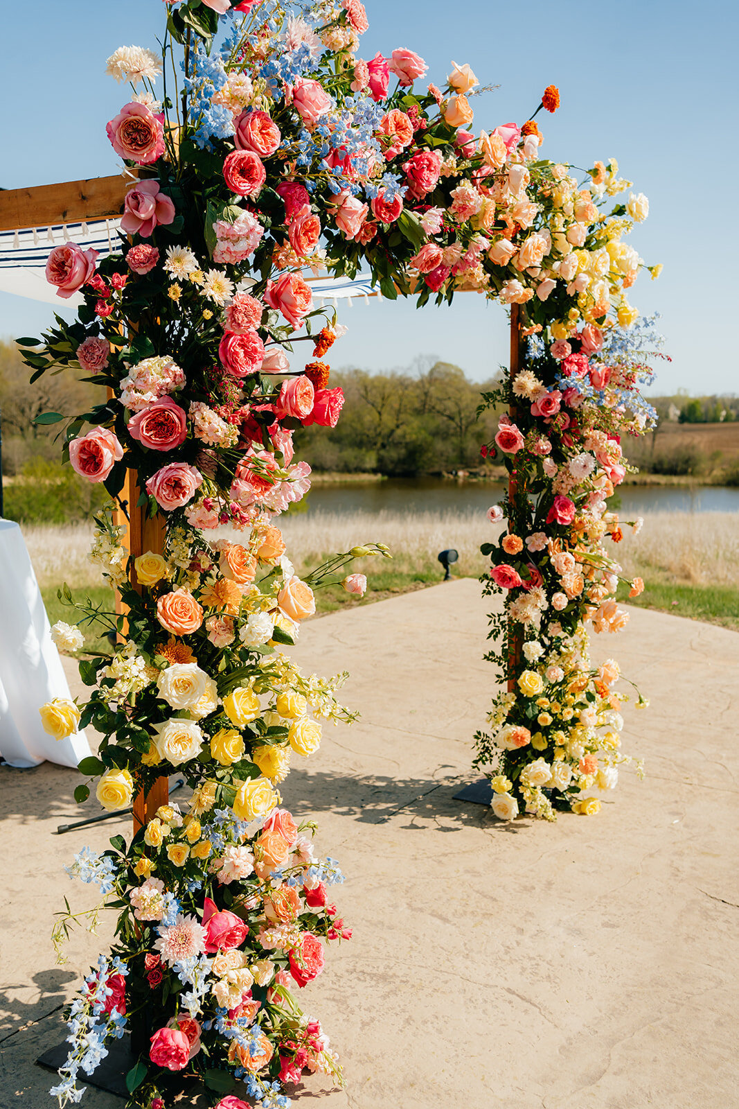 edward-anne-estate-at-bavaria-downs-chuppah