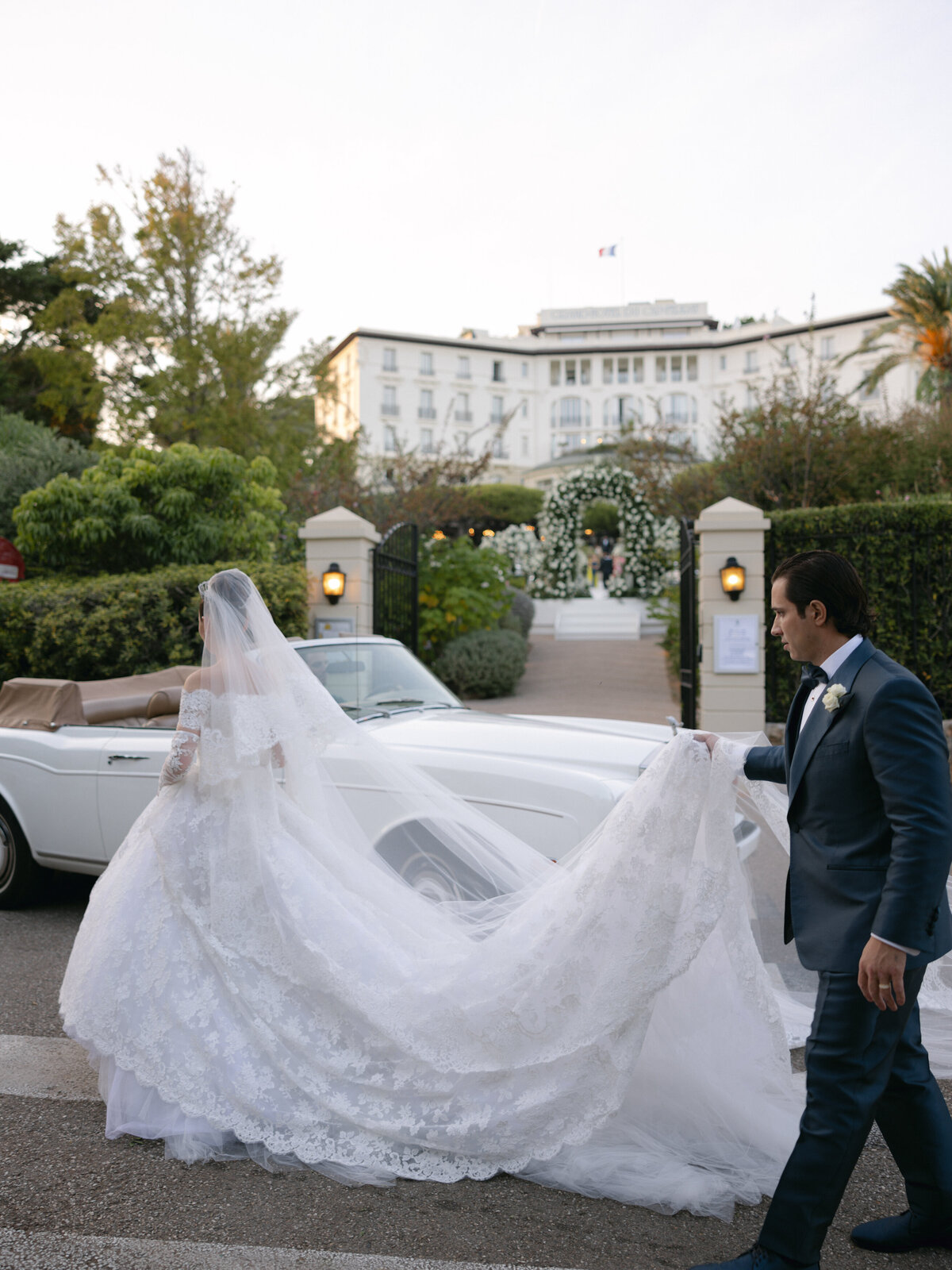 Grand-Hôtel du Cap-Ferrat-weddingday-Holly Clark Photography -810