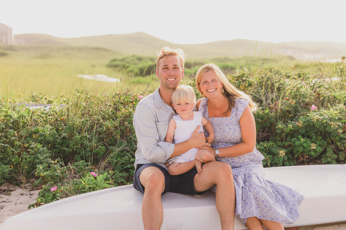 Nantucket Wedding Photographer Katie Kaizer Photography Journalistic Wedding Engagement Photography  FamilyPortraitPortfolio_010_KatieKaizerPhotography