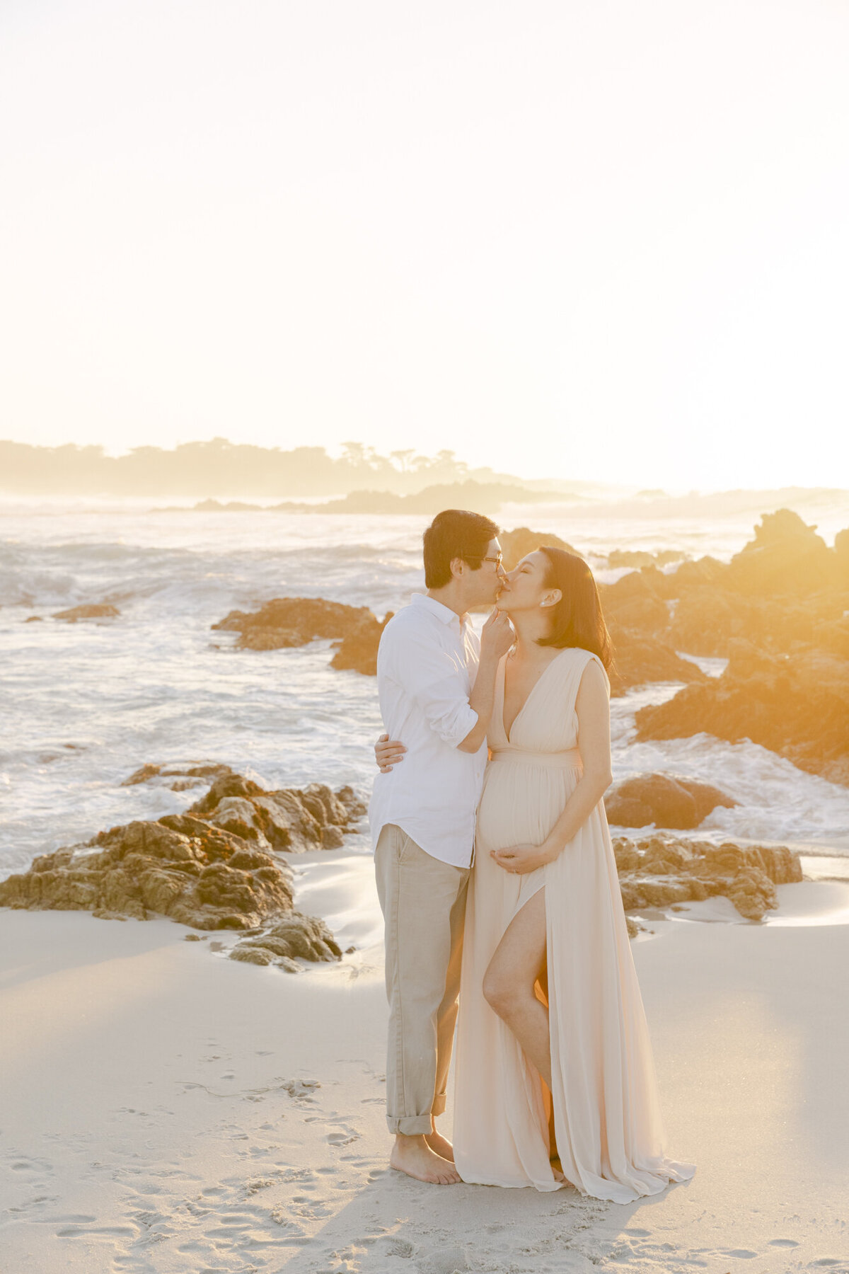 PERRUCCIPHOTO_PEBBLE_BEACH_FAMILY_MATERNITY_SESSION_70