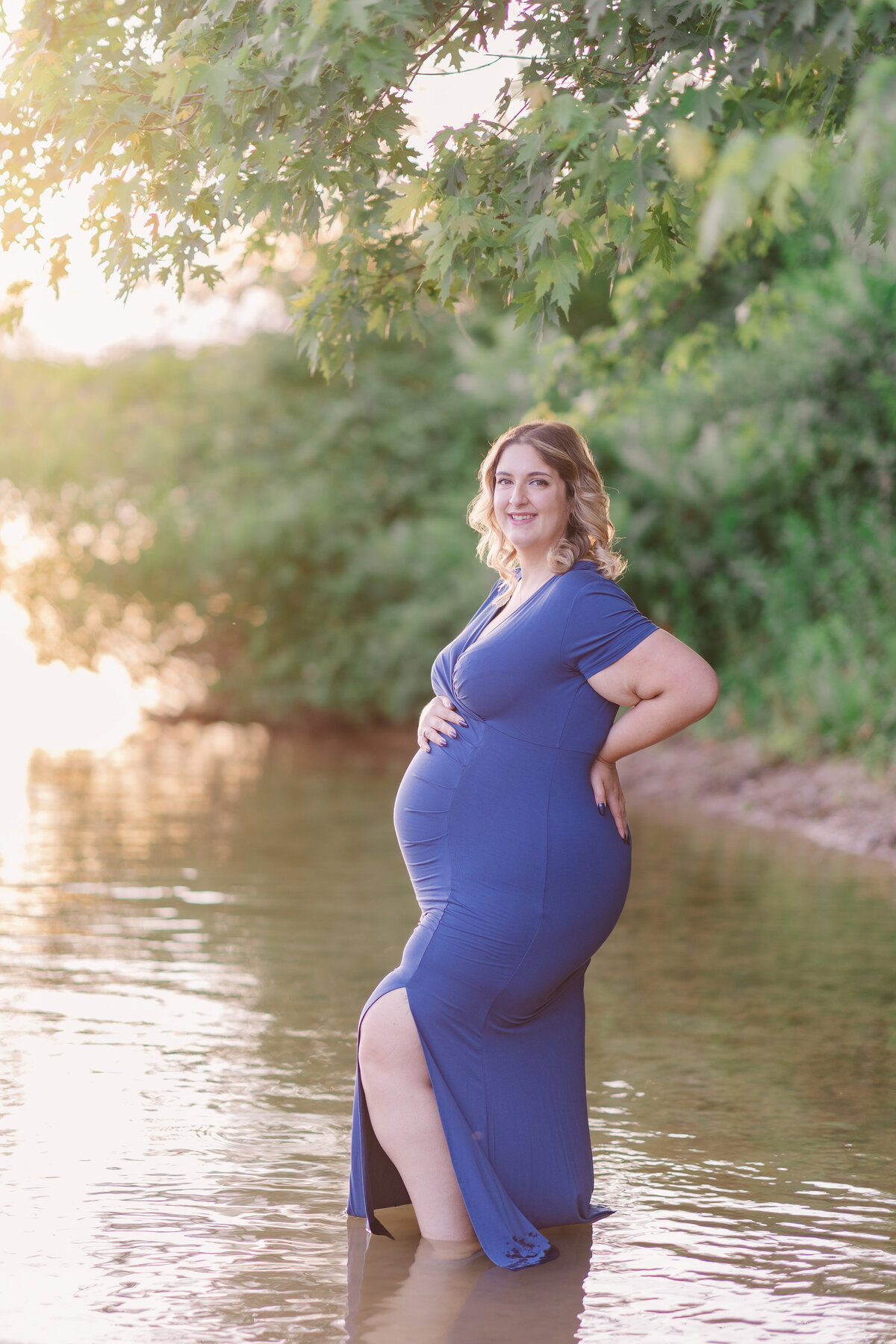 Maturnity Session at Hanover PA att he Lake, with Water in photo, Blue dress