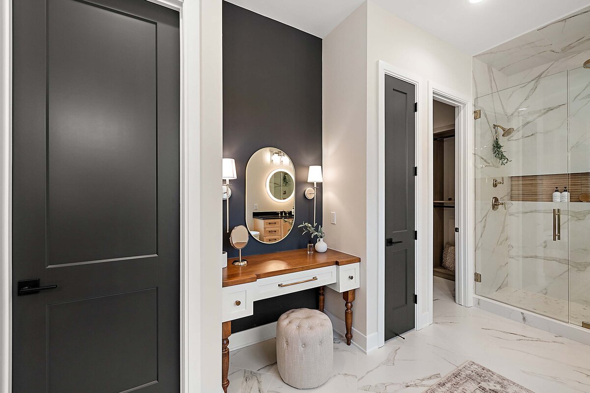 36-70802 Renata New Staging-36