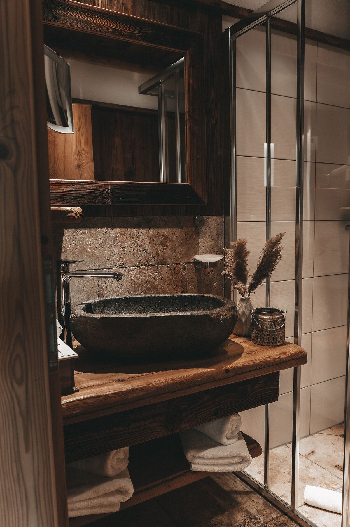 alpin-chic-zimmer-berge-auszeit3