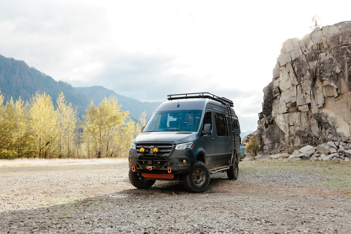 1_SummitSeeker_251013_BMV_#125_SlowFastcreative_2031