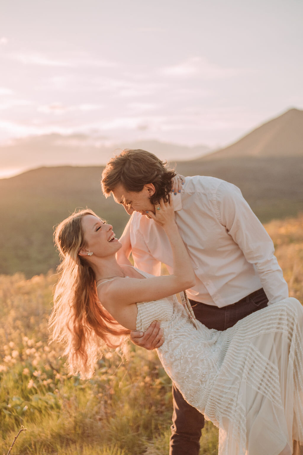 Joyce Li Photography Destination Wedding Elopement Engagement Lifestyle Portrait Photographer West Coast Seattle Washington California squawpeak-63