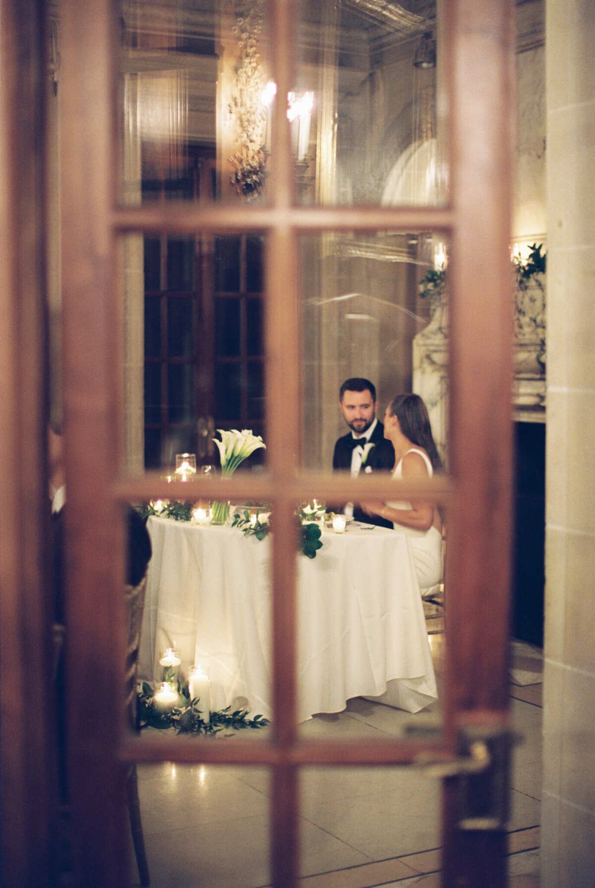 luxury-chicago-wedding-armour-house-photographer-film-hayley-moore-photography-164