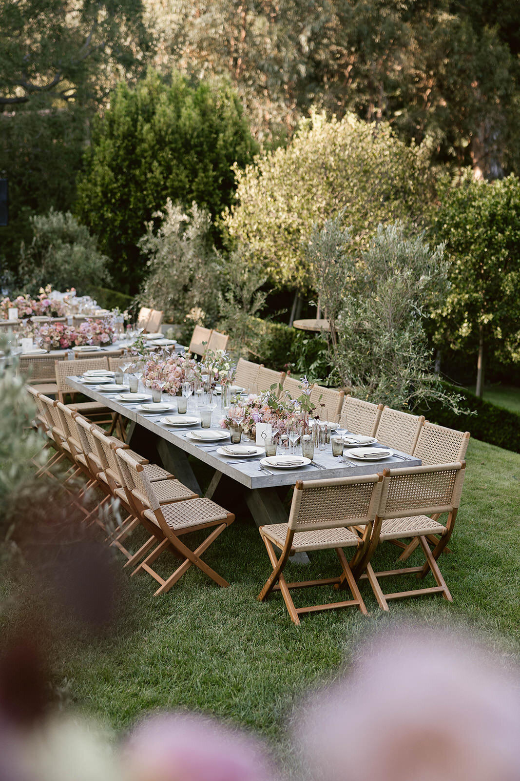 Backyard-Wedding-LosAngeles-ModernFamily-9764