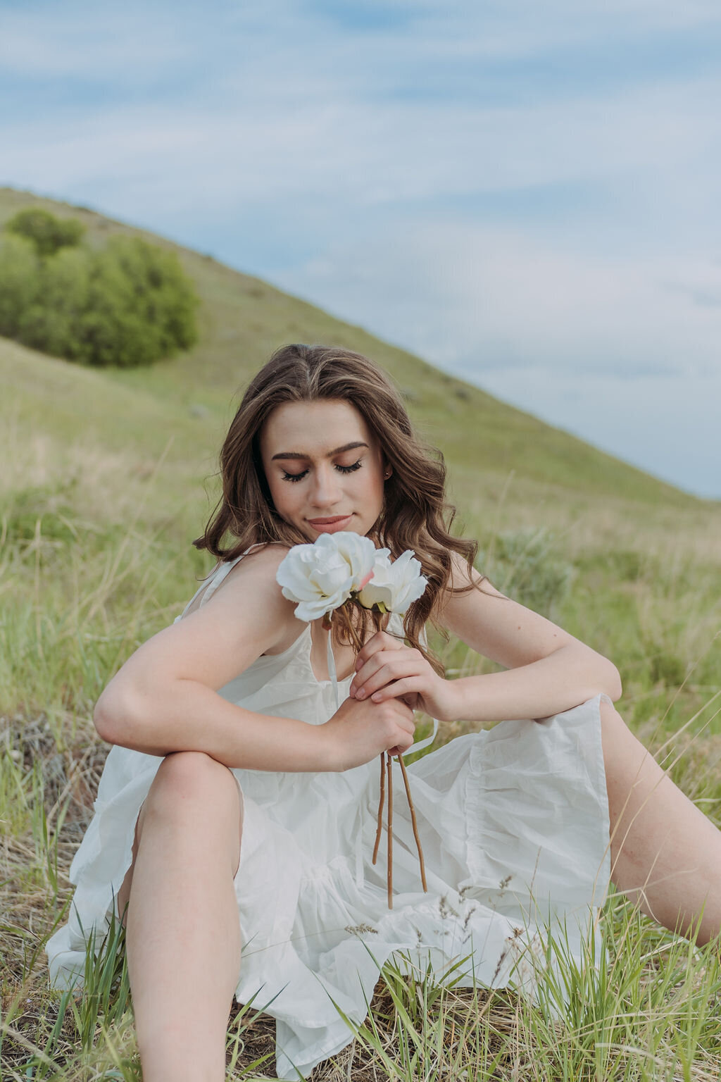 Joyce Li Photography Destination Wedding Elopement Engagement Lifestyle Portrait Photographer West Coast Seattle Washington California TunnelSpringsPortrait-8