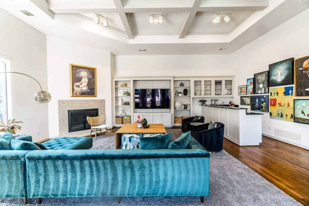 rebekah-nicole-interiors-ember-project-media-room-bar