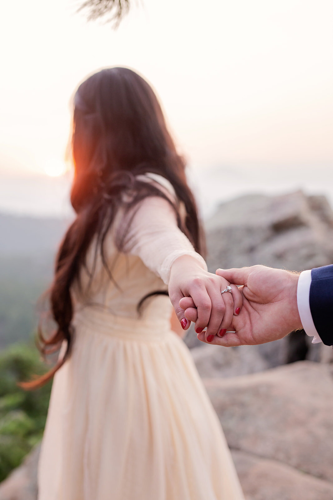 engagement-poses-boulder-colorado