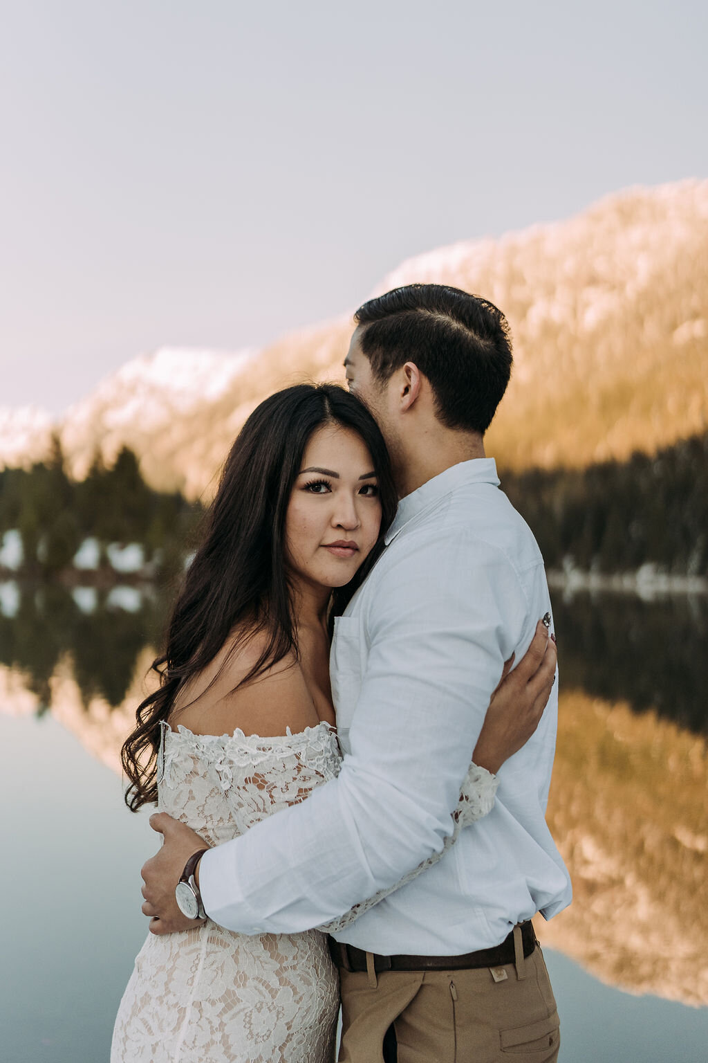 Joyce Li Photography Destination Wedding Elopement Engagement Lifestyle Portrait Photographer West Coast Seattle Washington California goldcreekpondengagement-32