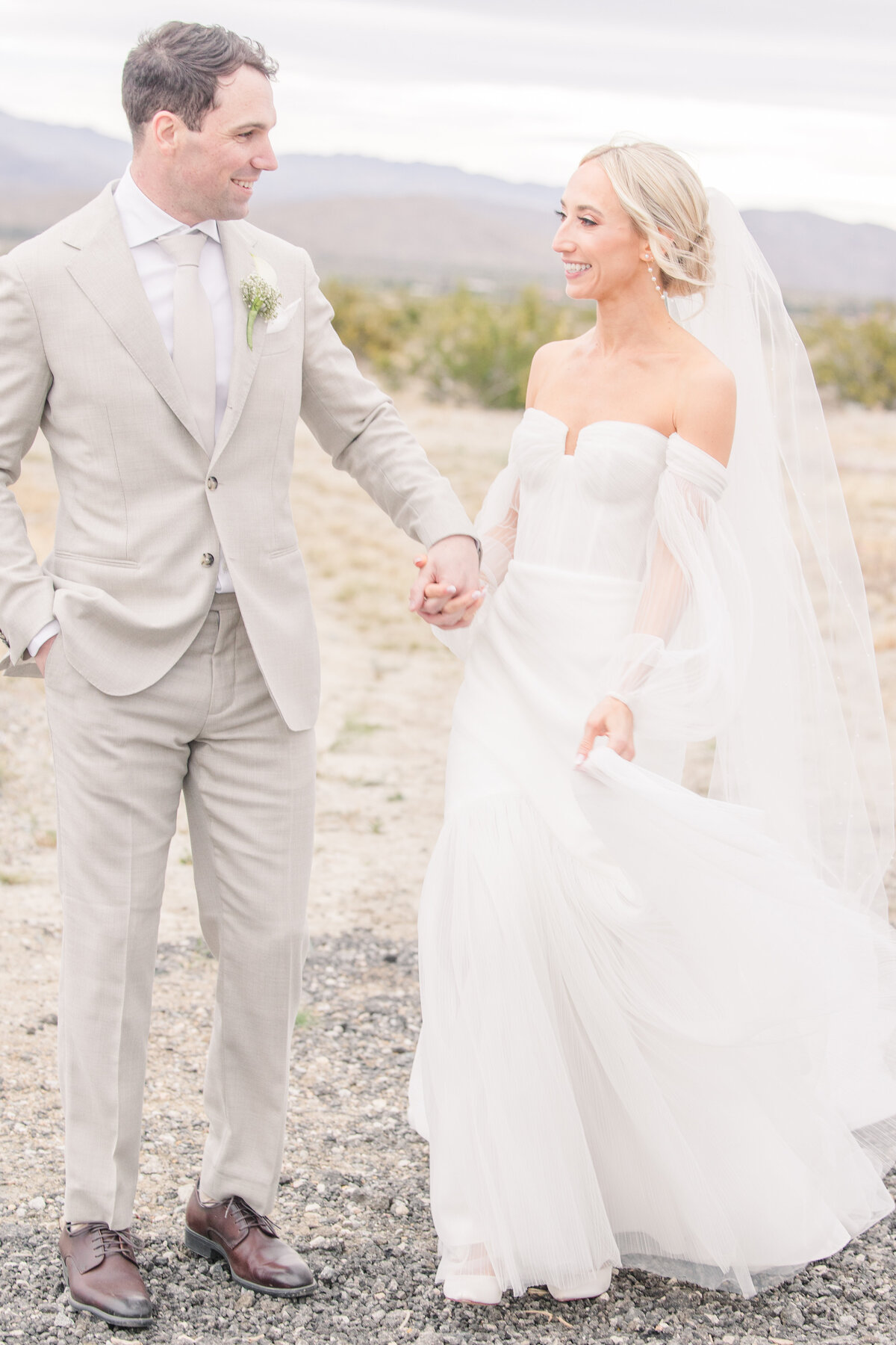 The Estate at Via Las Palmas Palm Springs Light and airy spring wedding southern california wedding venue luxury photography-237