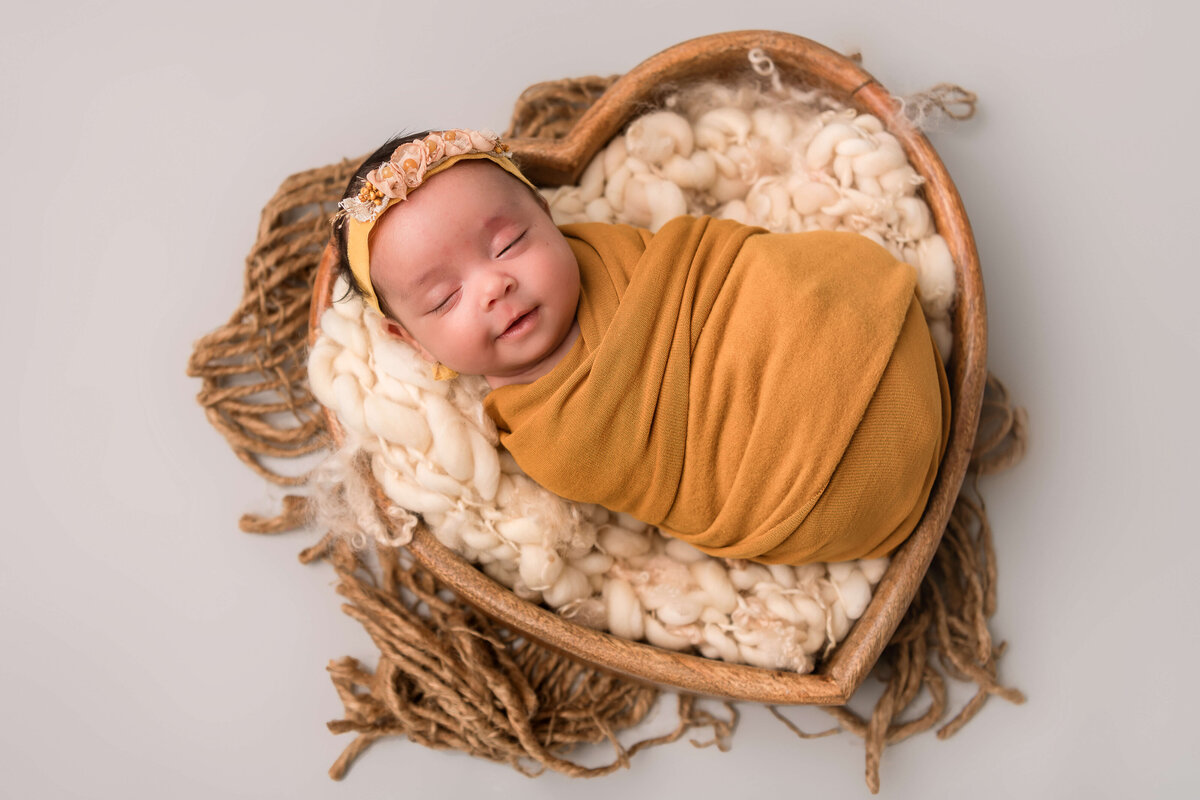 connecticut-newborn-babygirl