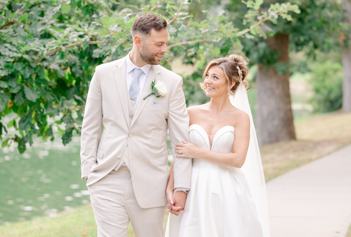 Megan_John_Portraits-82