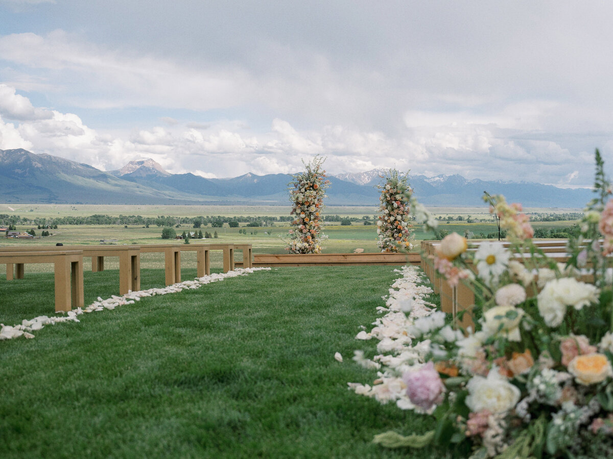 favorites-ennis-mt-wedding-madison-valley-planned-by-elysian-events-101