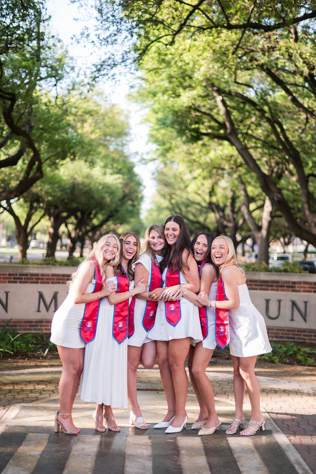 kam-smu-graduation-group-041025-6