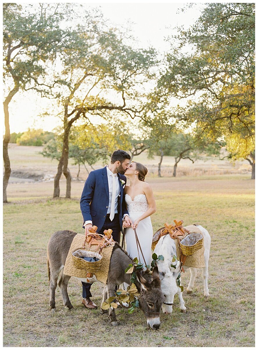 Austin-Texas-Wedding-Photographer-Ma-Maison_0008