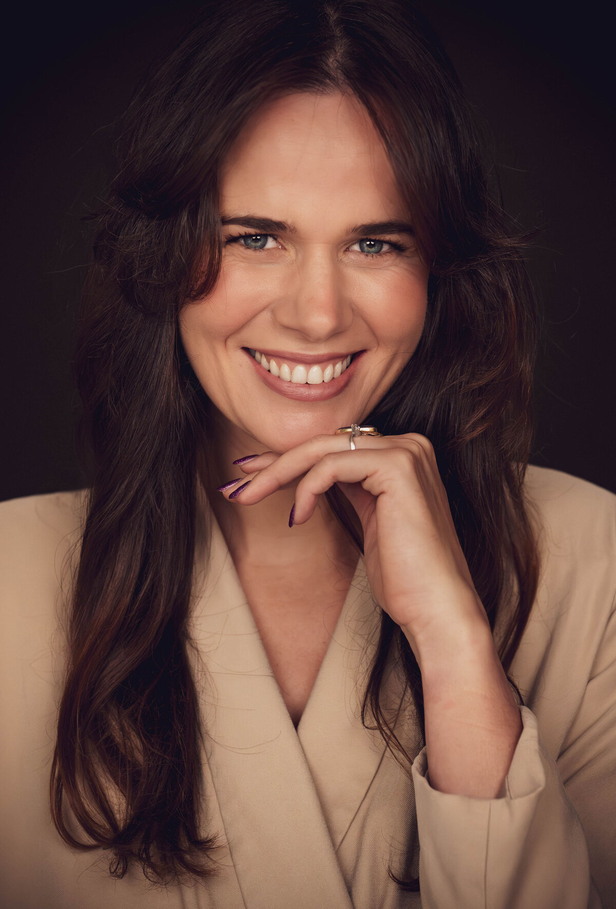 Headshot shoot donker model.