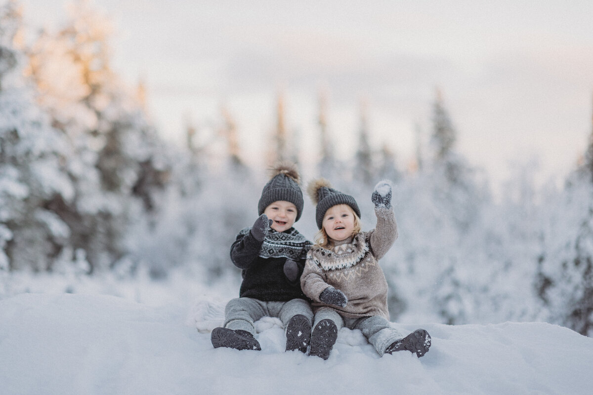 portrattfotograf-kiruna-familjefotograf-barnfotograf20211108_087