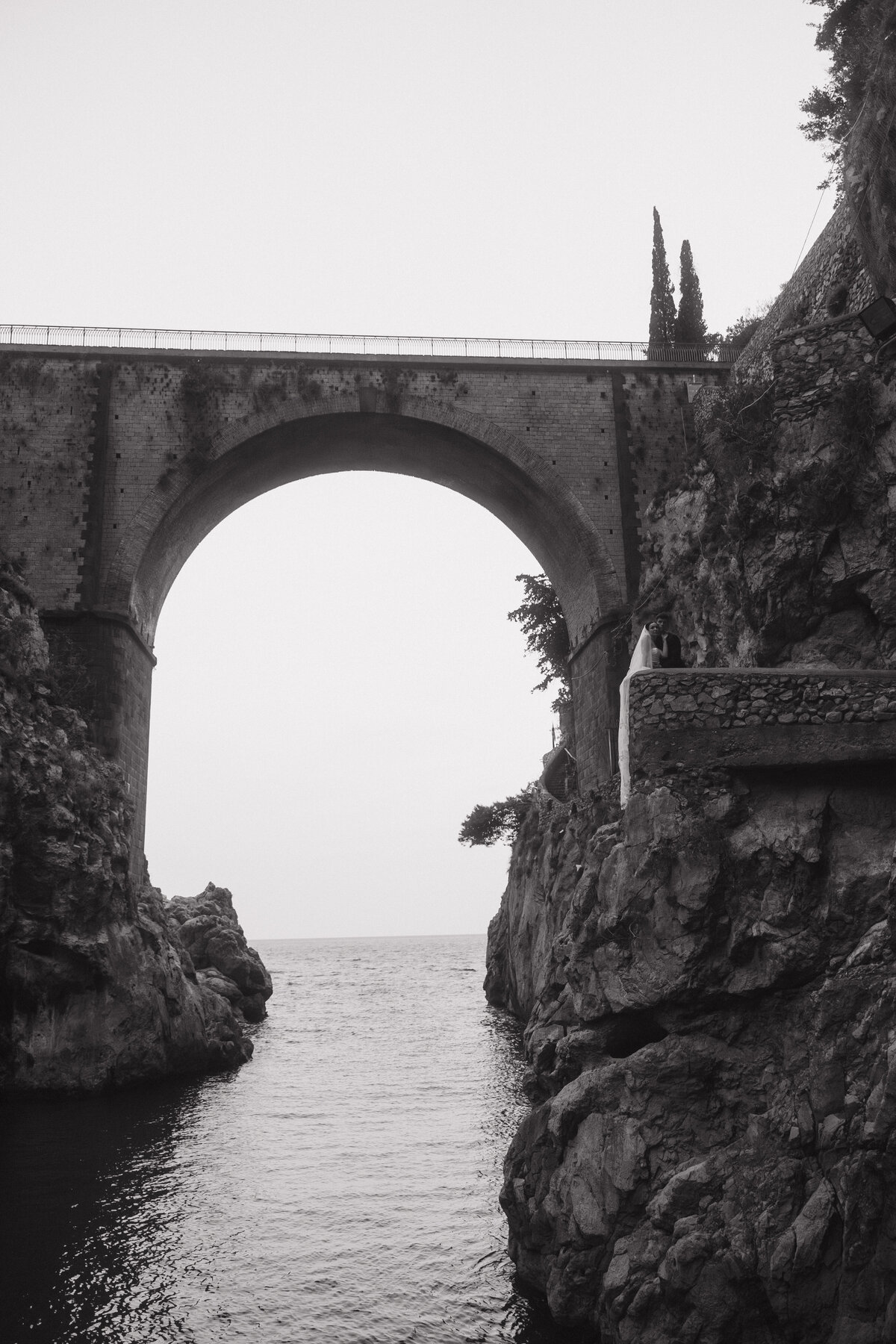 fiordo-di-furore-amalfi-coast-arch-beach-grotto-romantic-wedding-elopement-italy-173