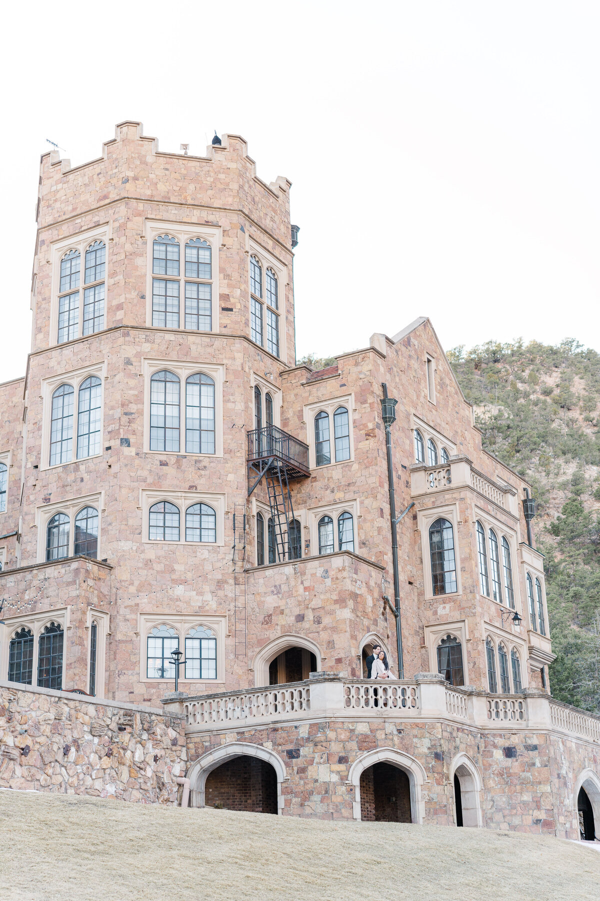 Glen Eyrie Castle Winter Engagment Pictures Colorado Springs Elena Spraguer Photography 0097
