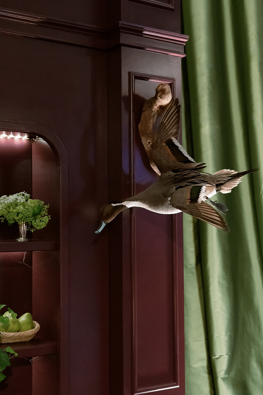 Classic Charleston Wedding with green & white at Hibernian Hall by Sarah Bradshaw 0252