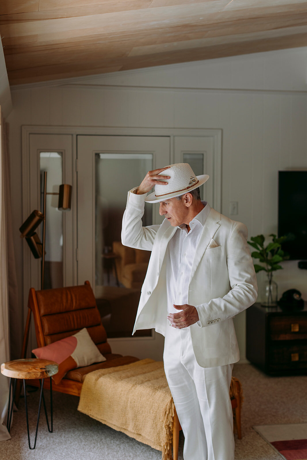 reTheBurrowWeddingPhotography-1077