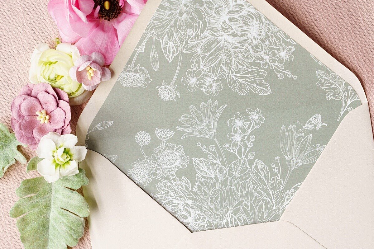 lace-and-belle_romantic-terrain-garden-wedding-invitations-5