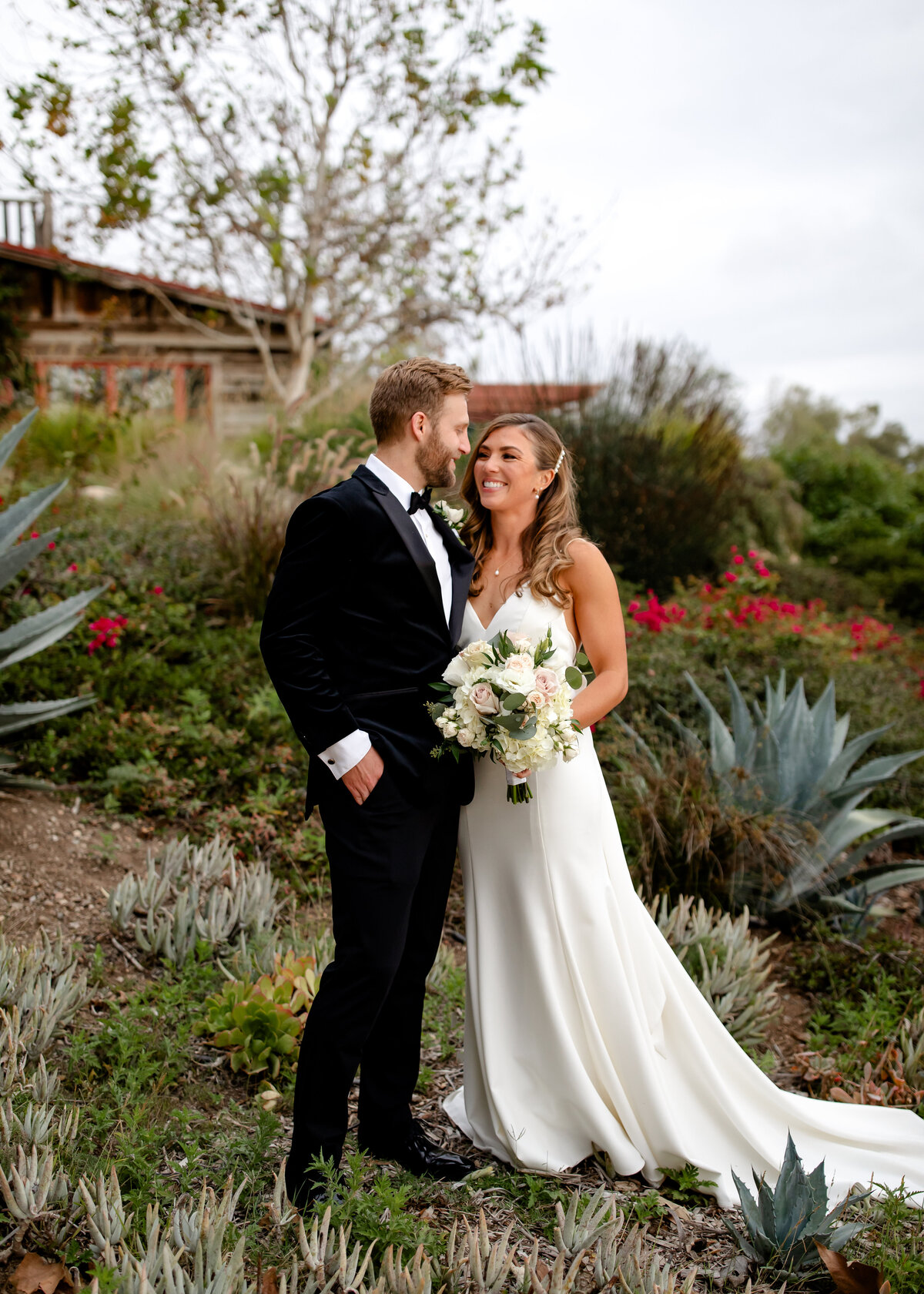 10222023_MaryBeth+BryceWedding_VenturaCA_AnjaJensenPhotography-318