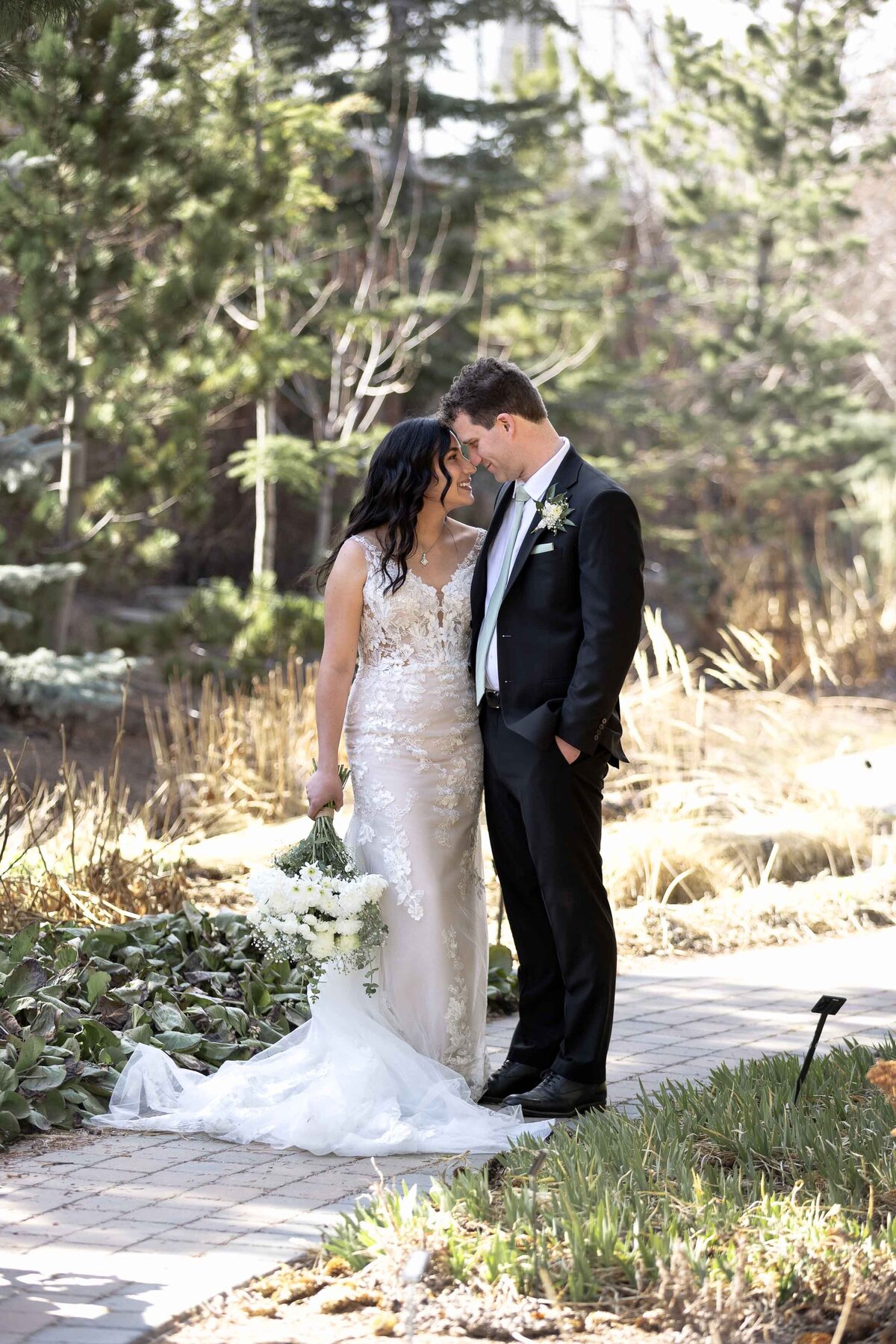 Calgary Zoo Spring Wedding-41