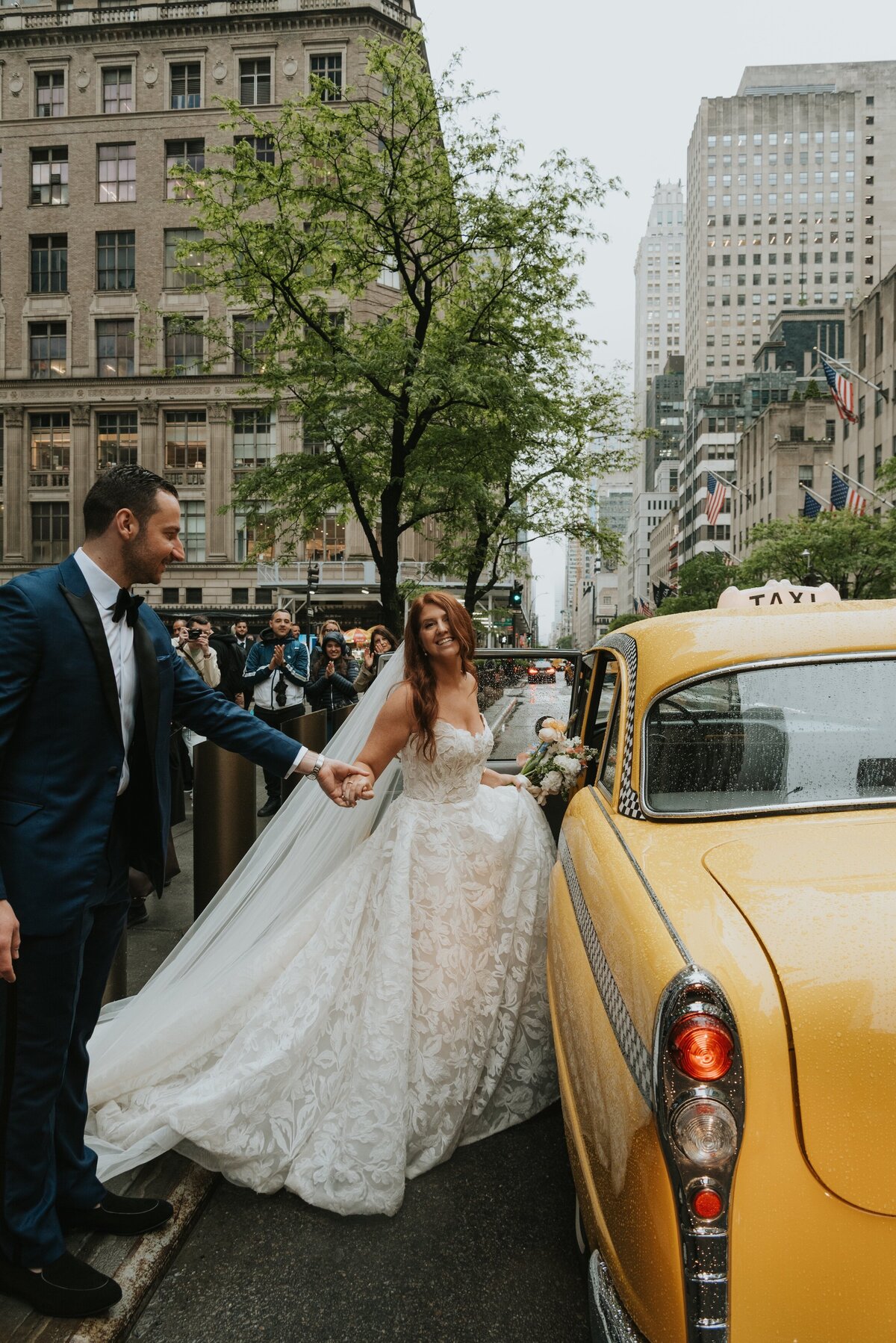 Faye-Fern-Creative-MariaBLung-Meg-Brandon-New-York-Athletic-Club-St-Patricks-Cathedral-Wedding-Vintage-Taxi-Cab-01