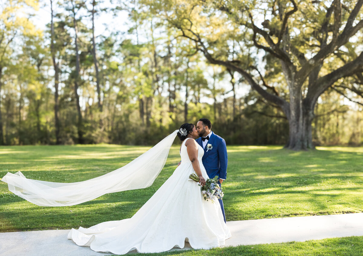 03.16.25 Abel + Alicia Wedding_Sneak Peek-12