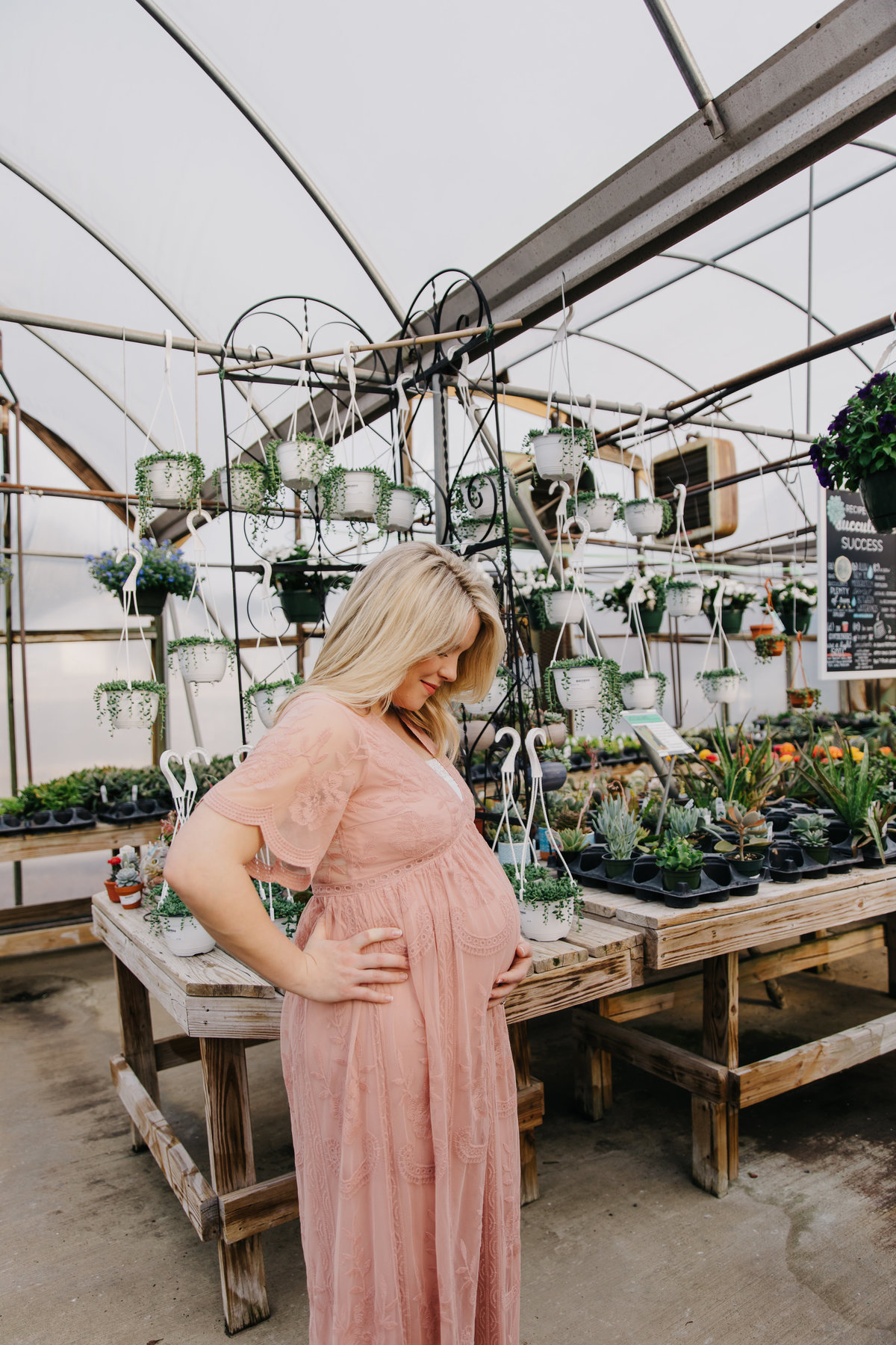 greenhouse-maternity-photography-session-raleigh-9865