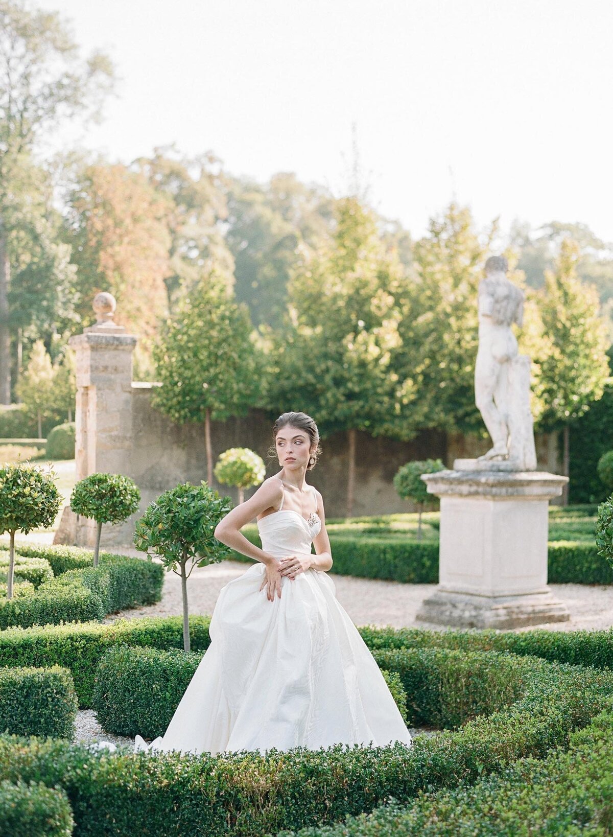 Chateau-Villette-Wedding-Photographer-Paris-Luxury-Wedding-Film-Photos-Molly-Carr-Photography-26