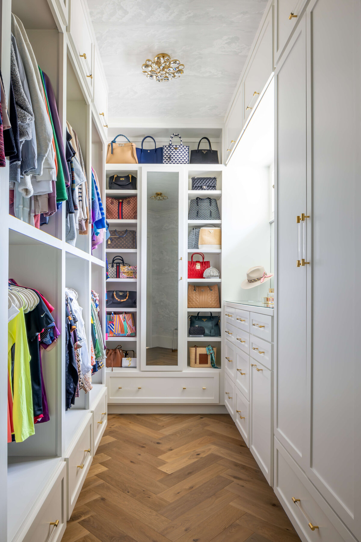 kyleen-bushroe-the-woodlands-walk-in-closet