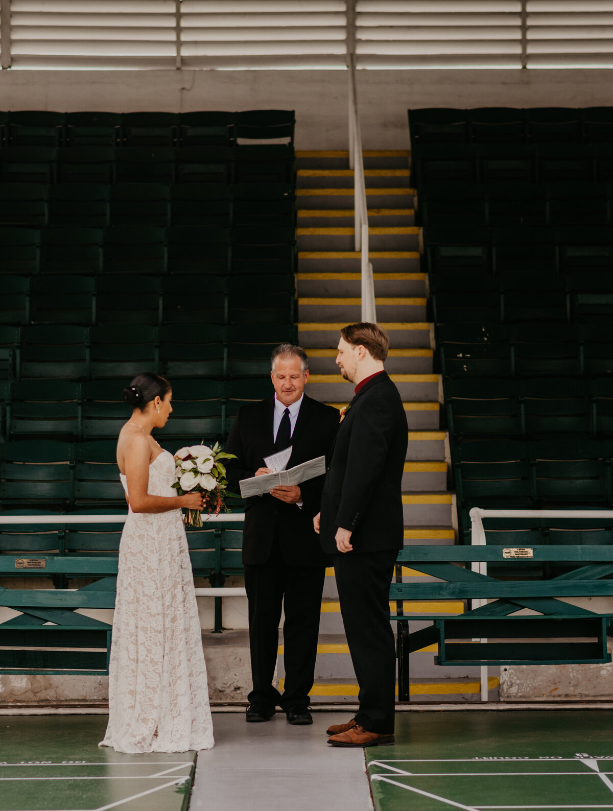 mariah-lacy-photo-st-pete-shuffleboard-elopement-chantilly-planners-6