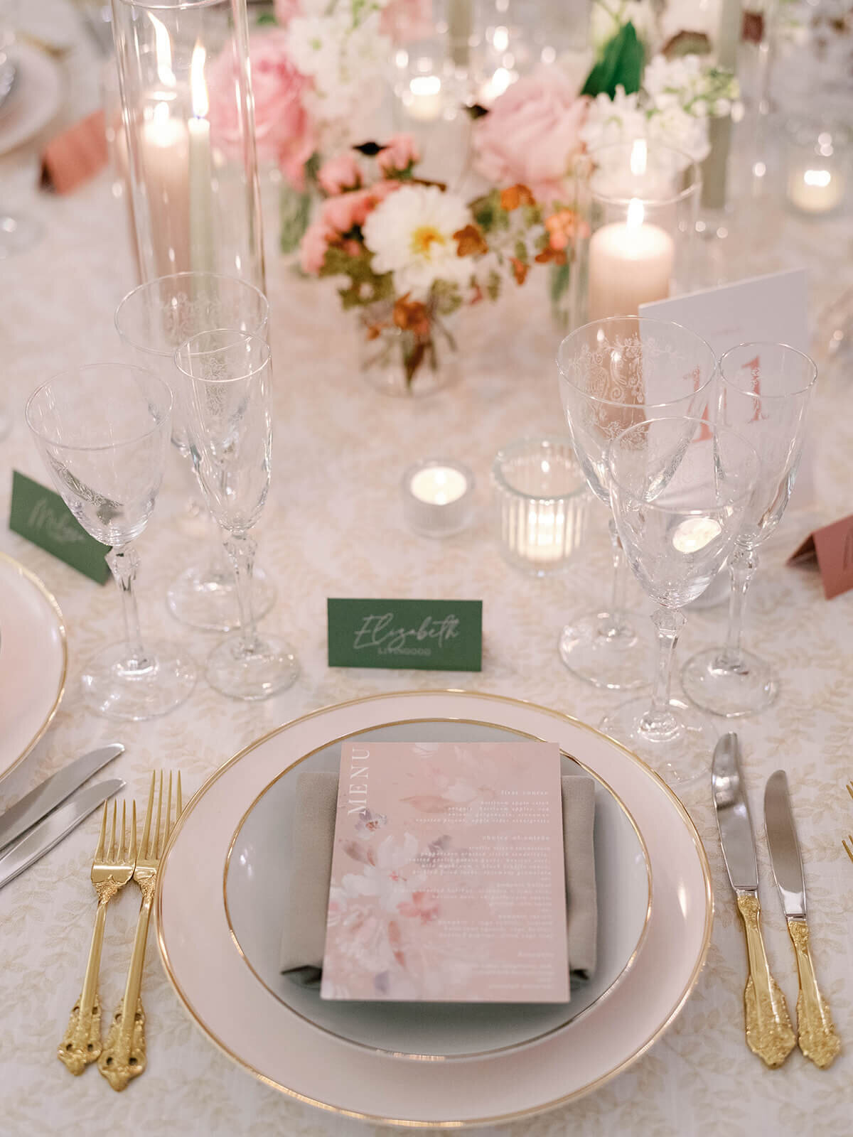 lili-cbris-romantic-place-setting-springvale-floral