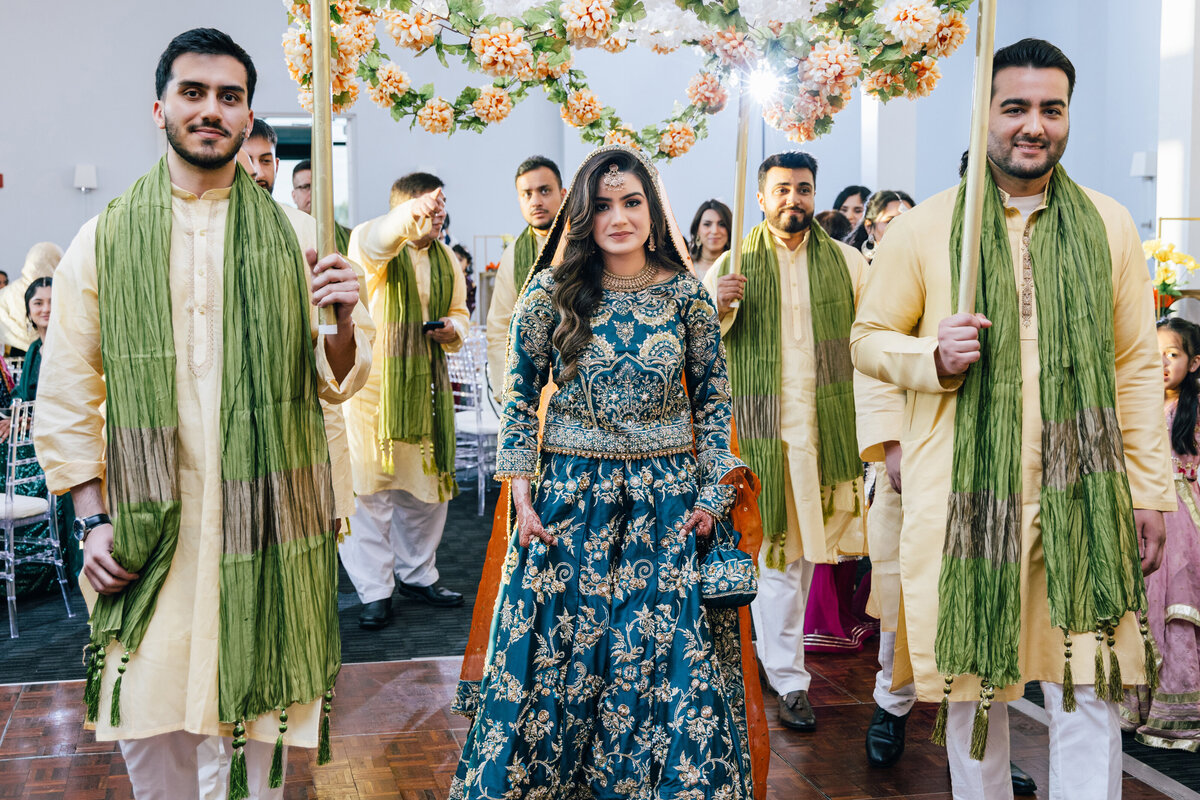 Chicago-wedding-photographers-Maha-Studios-Maheen-Asakar-Mehndi-153