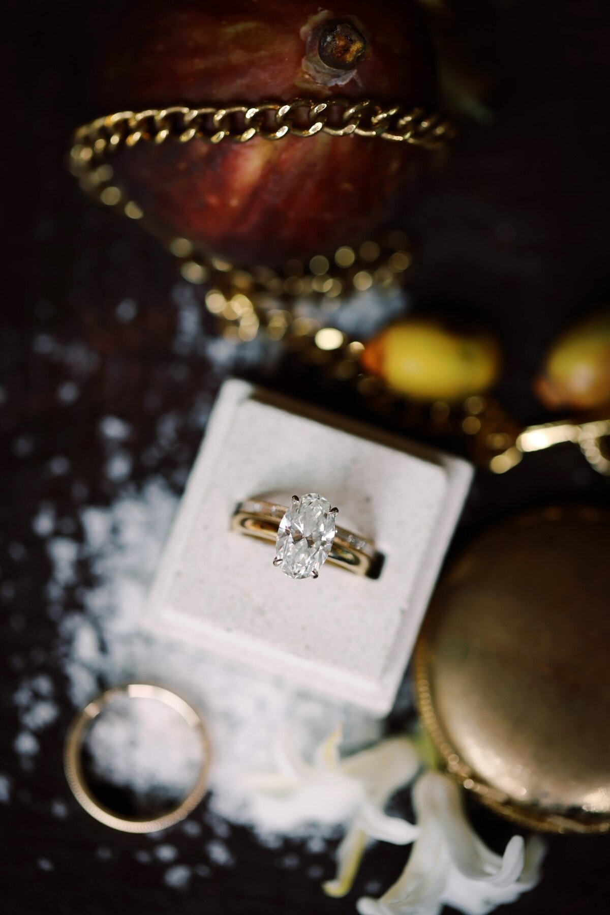 Liz and Joe - Details 14