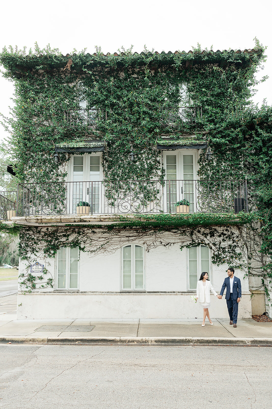 Hannibal Square Orlando Engagement By Light And Airy Photographer 0014