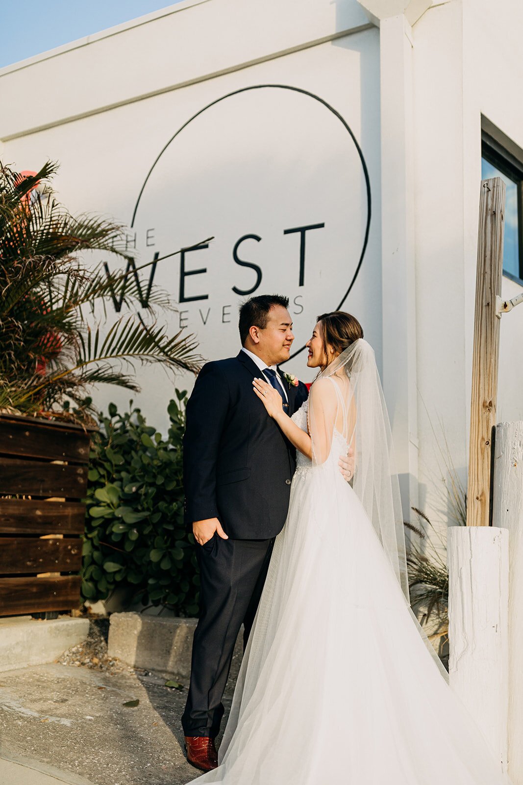 amber-mcwhorter-photography-florida-elopement-chantilly-chic-celebrations-20